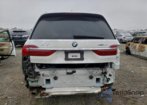 2021 BMW X7 xDrive40I z USA, uszkodzony, nr VIN 5UXCW2C03M9G47868
